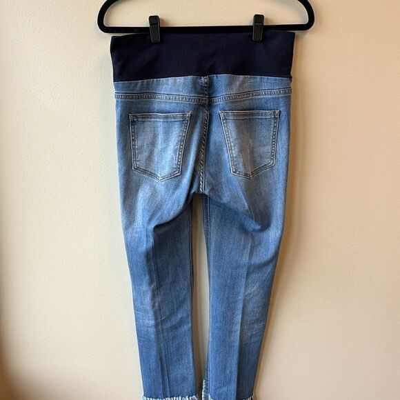 M. Rena jeans medium Frayed Hem Cropped High Waist Jeans - Picture 5 of 6